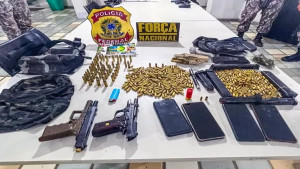 PF apreende vasto arsenal em área de conflito no extremo sul da Bahia