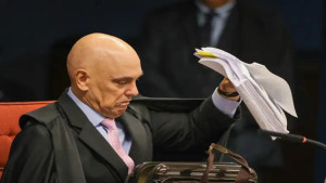 Senador Alessandro Vieira anuncia investigação sobre contrato da esposa de Alexandre de Moraes com o Banco Master