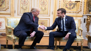 Trump ameaça taxar vinhos em 200% se Macron não aderir ao Conselho da Paz