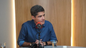 ACM Neto acusa adversários de apelar para a 'baixaria' no fim da campanha