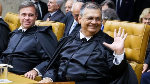 Dino suspende decisão de André Mendonça que mandou apagar posts sobre Nossa Senhora Aparecida