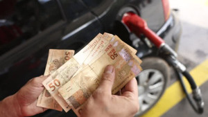 R$14 milhões: distribuidoras baianas entram na mira do governo por suspeita de abusar nos preços dos combustíveis