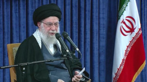 Irã diz que a situação no país está “sob controle” mesmo em meio a duas semanas de protestos e centenas de mortos