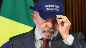 Lula tem reunião às pressas fora da agenda sobre fraudes do Banco Master