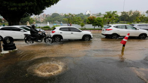 Bahia terá chuva e ventos mais intensos no litoral durante o fim de semana; confira previsão