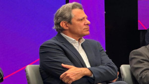 Em depoimento, motorista de Haddad muda de versão sobre ação da PM