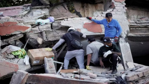 Colômbia entra no 2º dia de buscas após terremoto de magnitude 7,4 que matou mais de 160 pessoas