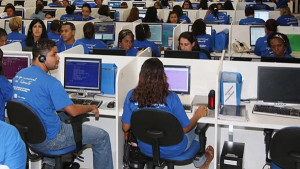 Salvador tem 637 vagas de emprego a partir de segunda (14); telemarketing lidera oportunidades