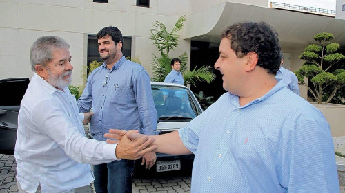 Ex-dirigentes do INSS fecham delação e entregam Lulinha e políticos.