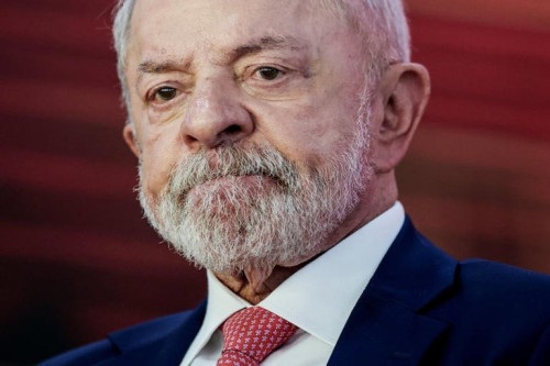 Lula aparece numericamente atrás de Flávio e Tarcísio em cenários de segundo turno, diz Atlas