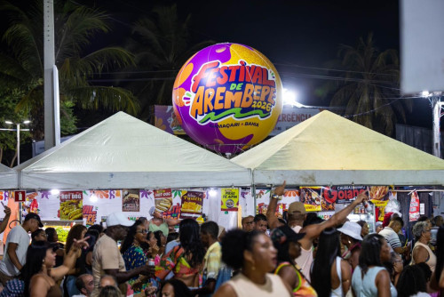 Festival de Arembepe 2026 movimenta economia local e fortalece trabalho de ambulantes e barraqueiros