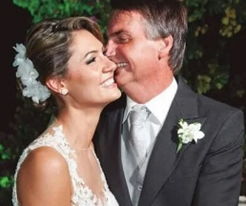 Michelle é pré-candidata ao Senado no Distrito Federal, diz Flávio