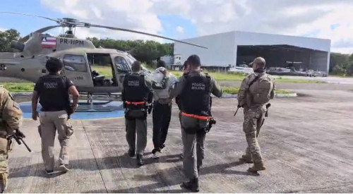 GRAER da PM transporta para Presídio de Segurança Máxima líder de facção preso na Bolívia