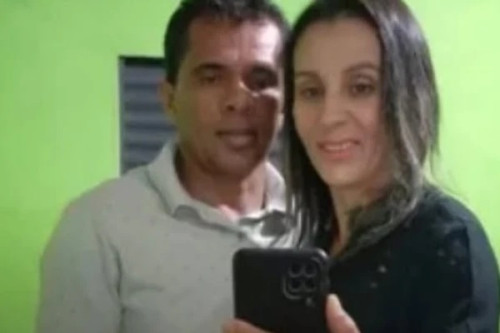 Mulher é morta pelo ex-companheiro dentro de ônibus