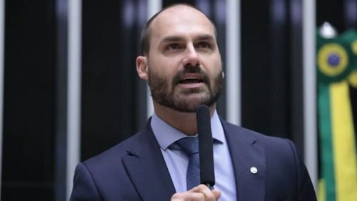 STF condena Eduardo a 4 anos e 2 meses de prisão por coação em processo