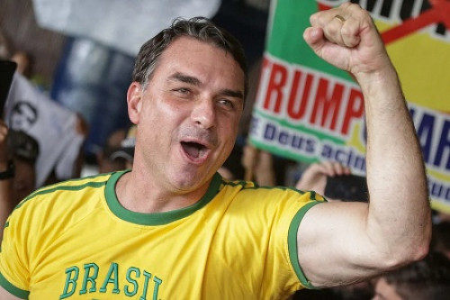 TSE julga decisão que suspendeu pesquisa com resultado manipulado contra Flávio Bolsonaro