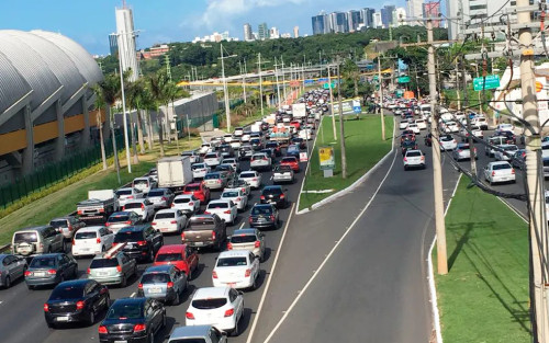 Desconto de 8% no IPVA para placas de final 9 vai até hoje, quinta-feira, 30 de julho