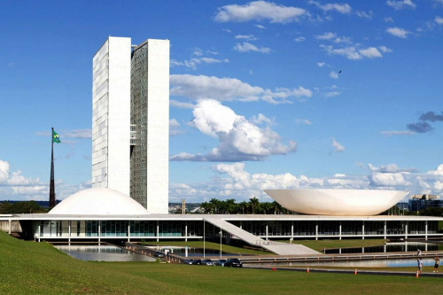 Tarifaço: Comissões do Congresso cobram negociação e criticam reciprocidade aos EUA