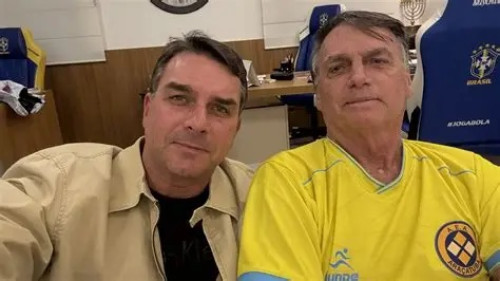 Por decisão de Moraes, Flávio não poderá visitar Bolsonaro antes do 1º turno