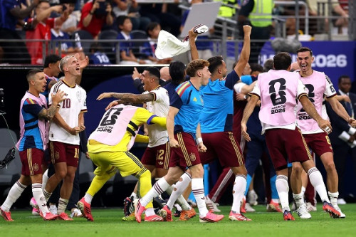 Espanha domina, elimina a França e garante vaga na final da Copa do Mundo