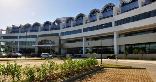 Alvos do MP-BA por fraudes em Salvador, empresas mantiveram contratos entre 2018 e 2026 com 34 municípios baianos