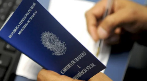 Governo estima aumento do salário mínimo para R$ 1.741 em 2027