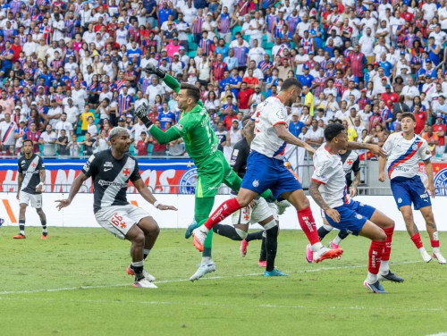Análise: empate escancara as dificuldades do Bahia para vencer em casa e acende alerta por G-5