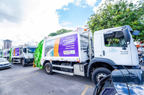Camaçari reforça frota da coleta de lixo com aquisição de seis novos caminhões compactadores
