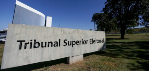 TSE suspende novos registros de filiação após caso envolvendo Flávio Bolsonaro
