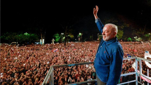 Campanha de Lula busca novos doadores para fechar contas eleitorais no azul